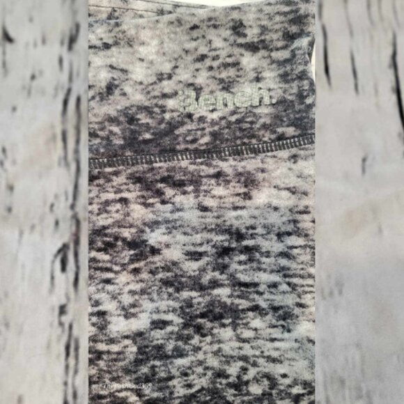 New Bench. Neutral Gray Leggings Size L - Picture 7 of 7